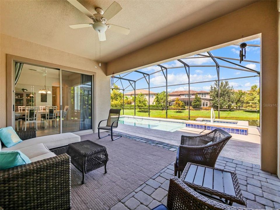 For Sale: $1,599,000 (6 beds, 5 baths, 5334 Square Feet)