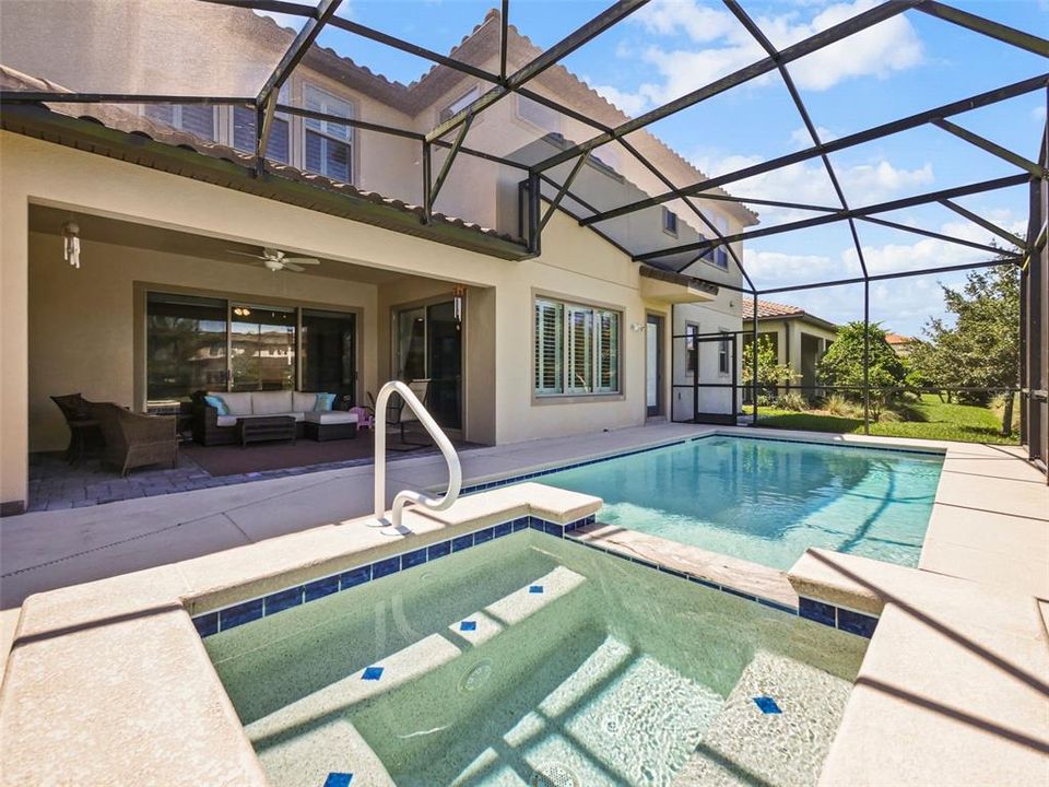 For Sale: $1,599,000 (6 beds, 5 baths, 5334 Square Feet)