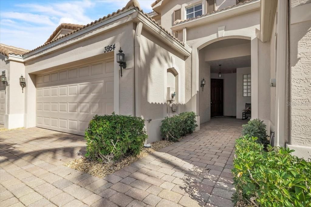 For Sale: $290,000 (3 beds, 2 baths, 1650 Square Feet)