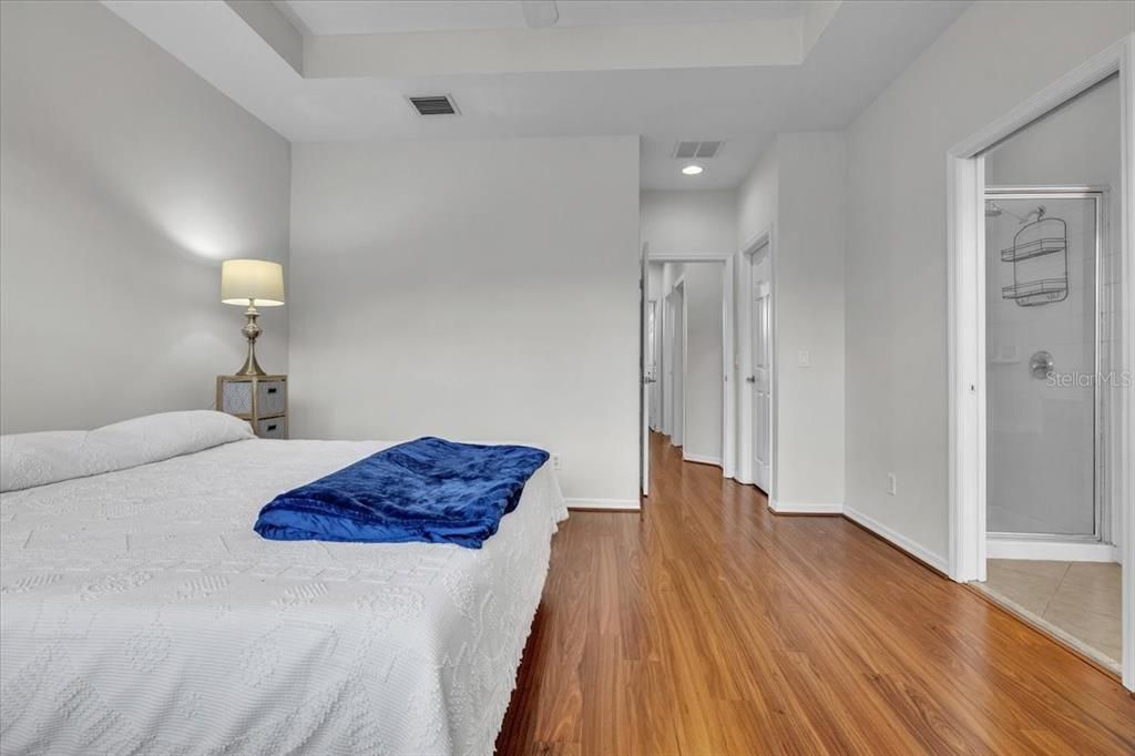 For Sale: $290,000 (3 beds, 2 baths, 1650 Square Feet)