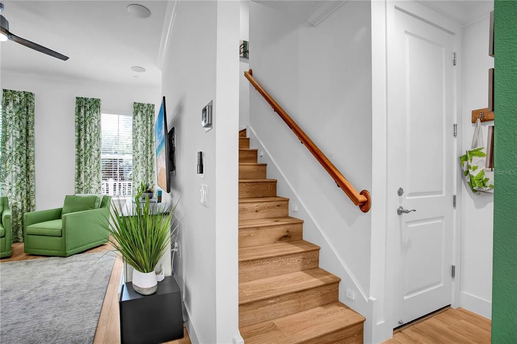 En Venta: $995,000 (4 camas, 3 baños, 2298 Pies cuadrados)