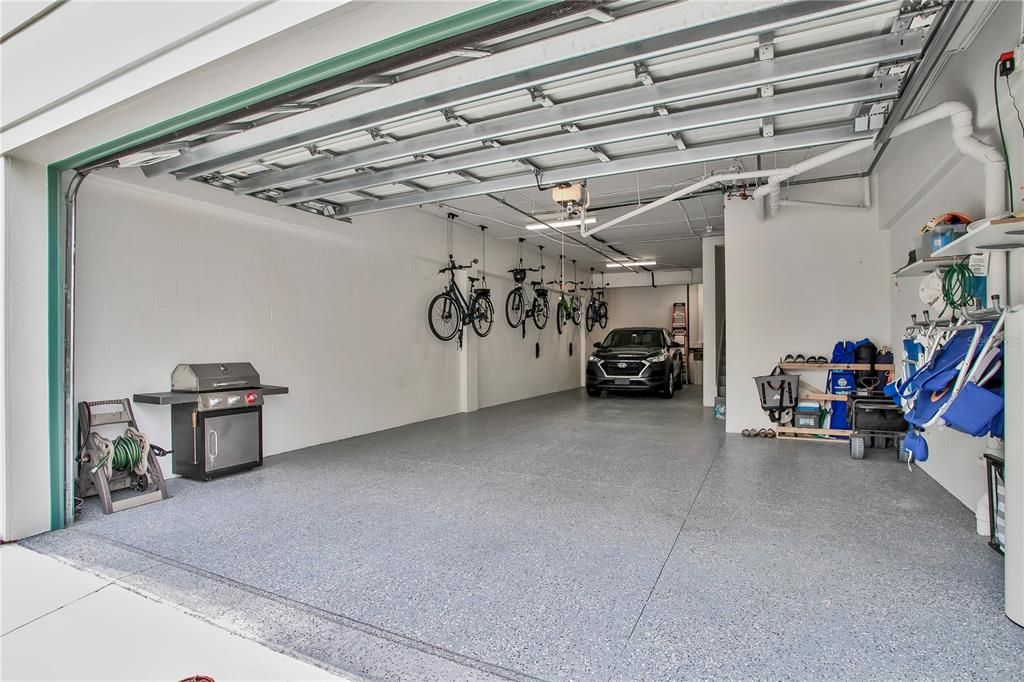 En Venta: $995,000 (4 camas, 3 baños, 2298 Pies cuadrados)