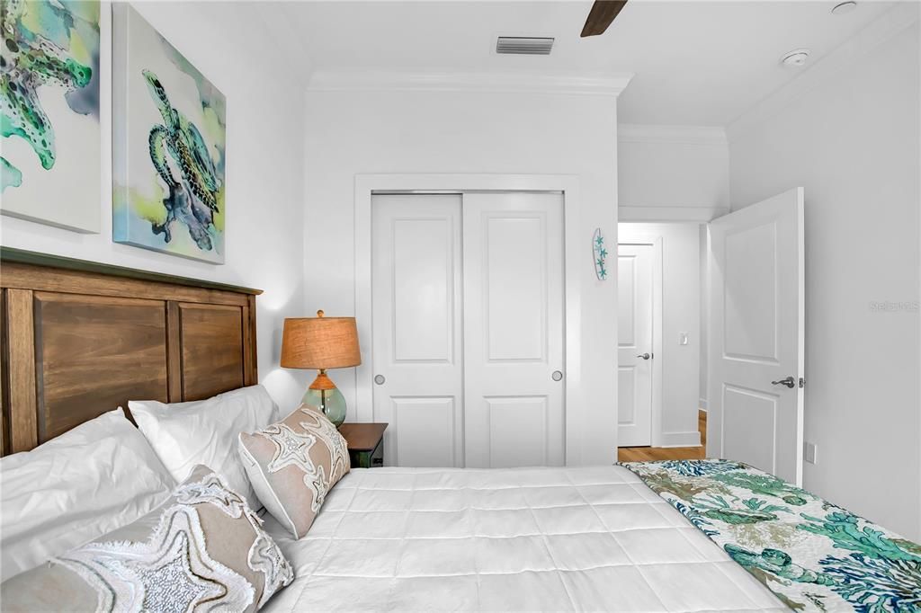 En Venta: $995,000 (4 camas, 3 baños, 2298 Pies cuadrados)