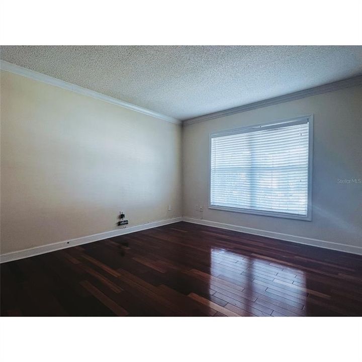 En Venta: $173,000 (2 camas, 2 baños, 870 Pies cuadrados)