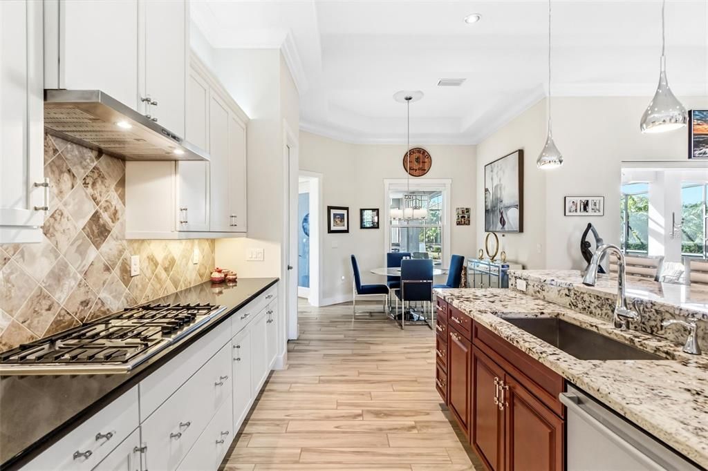 For Sale: $1,150,000 (3 beds, 2 baths, 3402 Square Feet)