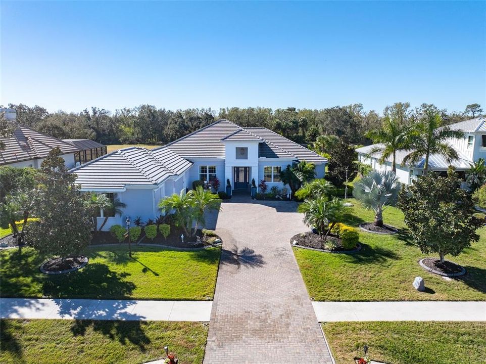 For Sale: $1,150,000 (3 beds, 2 baths, 3402 Square Feet)