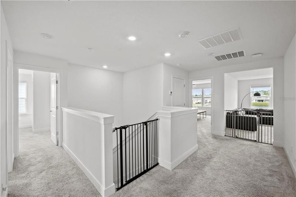 Activo con contrato: $519,000 (5 camas, 4 baños, 3350 Pies cuadrados)