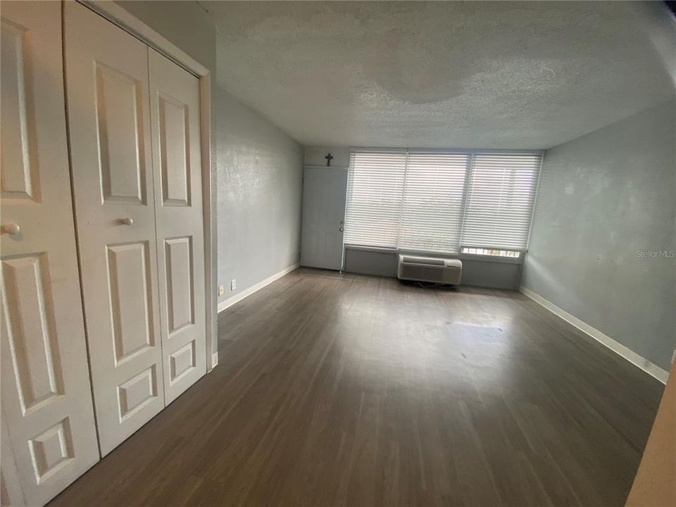 En Renta: $895 (0 camas, 1 baños, 500 Pies cuadrados)
