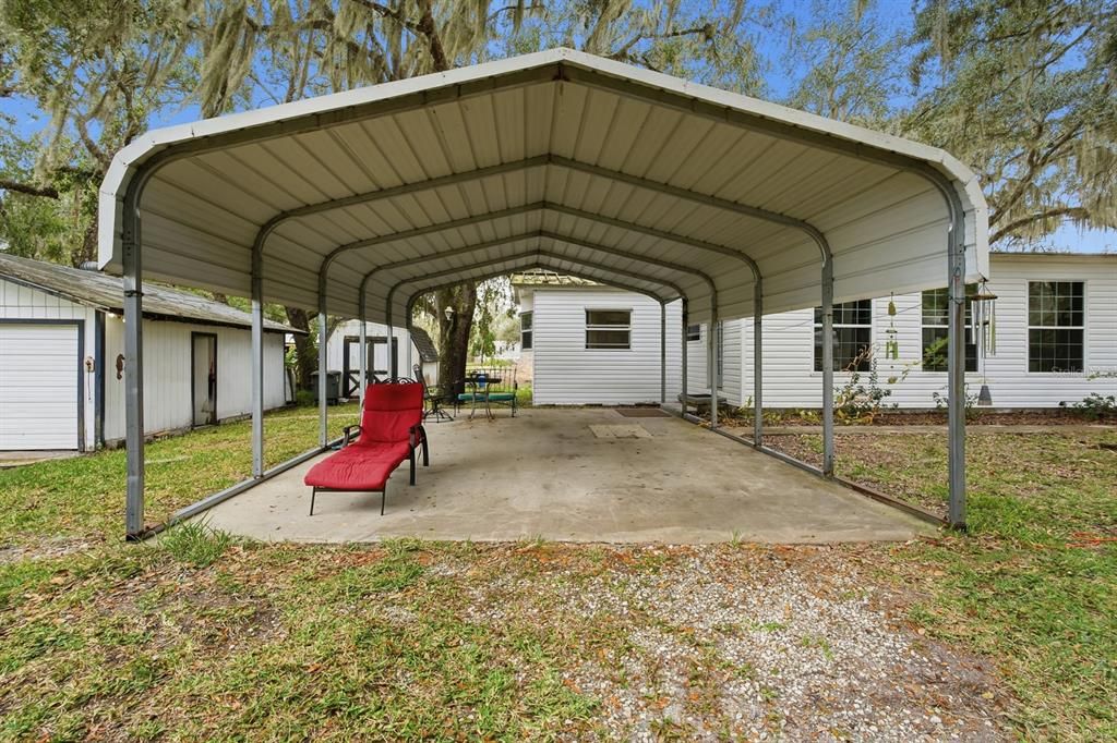 For Sale: $229,000 (2 beds, 2 baths, 1164 Square Feet)