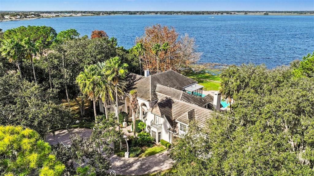 Recently Sold: $1,755,000 (6 beds, 6 baths, 8128 Square Feet)