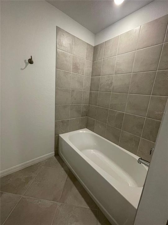 В аренду: $1,600 (2 спален, 2 ванн, 1120 Квадратных фут)