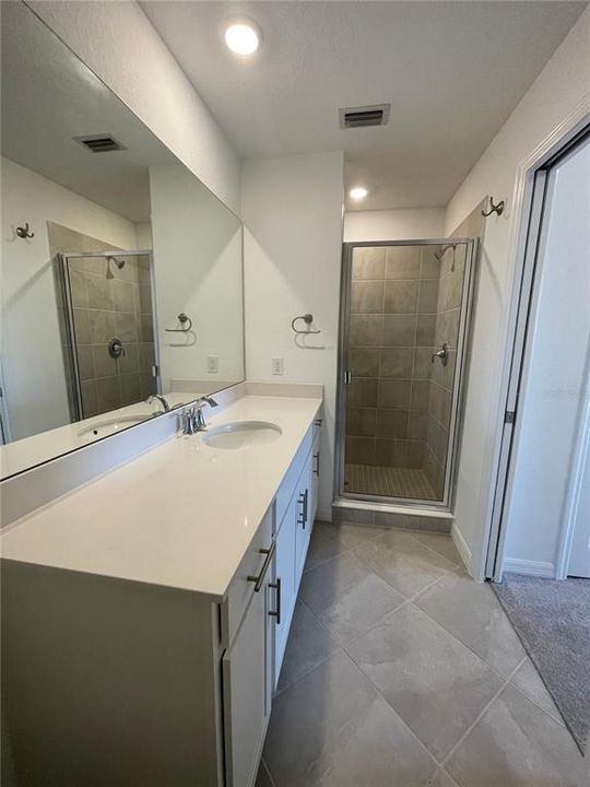 В аренду: $1,600 (2 спален, 2 ванн, 1120 Квадратных фут)