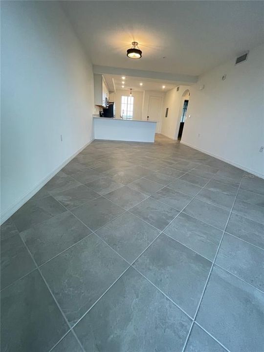 В аренду: $1,600 (2 спален, 2 ванн, 1120 Квадратных фут)
