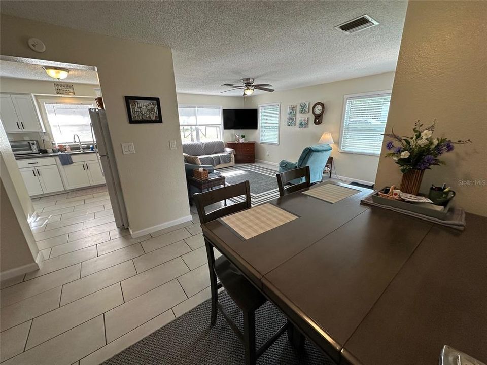 En Venta: $219,000 (2 camas, 1 baños, 1424 Pies cuadrados)