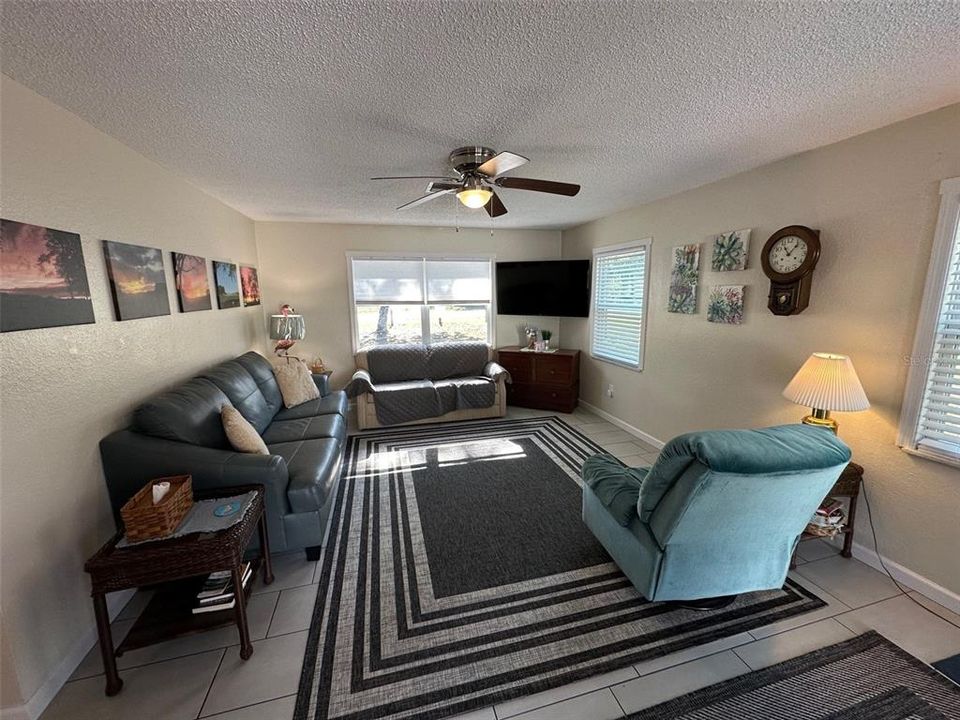En Venta: $219,000 (2 camas, 1 baños, 1424 Pies cuadrados)