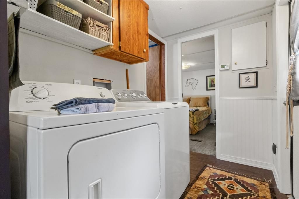 На продажу: $173,800 (2 спален, 1 ванн, 784 Квадратных фут)