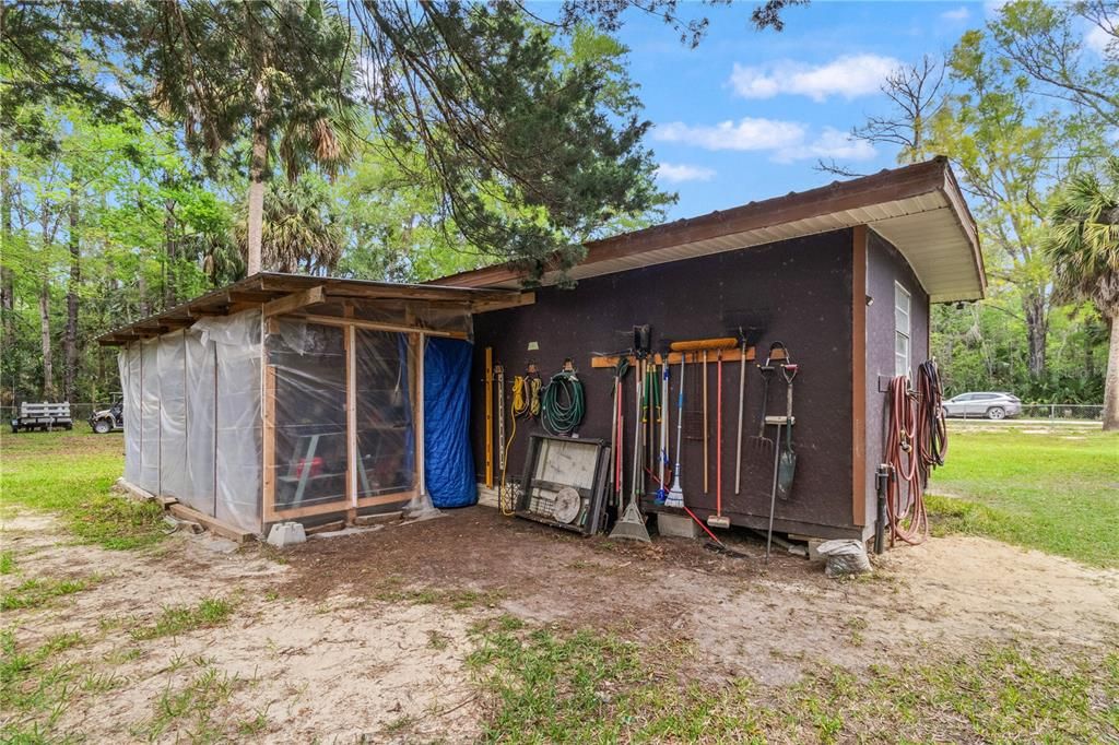 На продажу: $173,800 (2 спален, 1 ванн, 784 Квадратных фут)