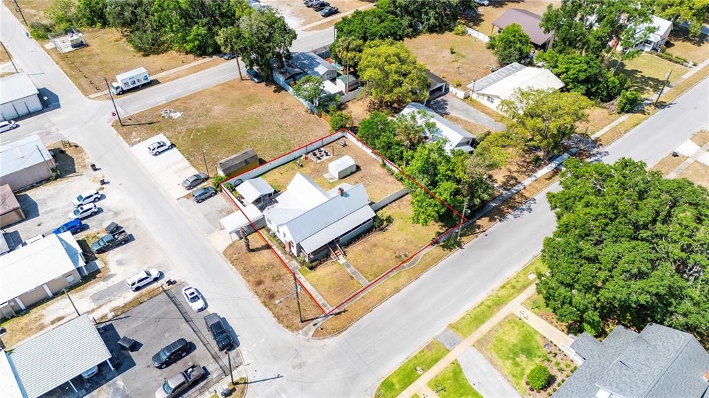 For Sale: $299,000 (3 beds, 2 baths, 1464 Square Feet)