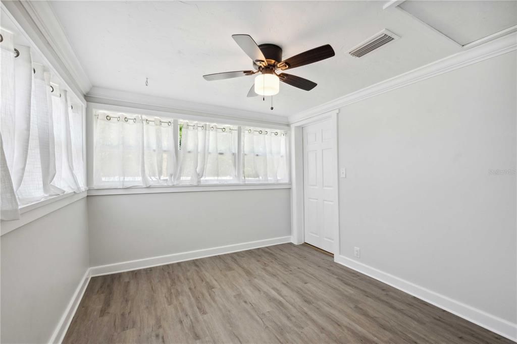 For Sale: $299,000 (3 beds, 2 baths, 1464 Square Feet)