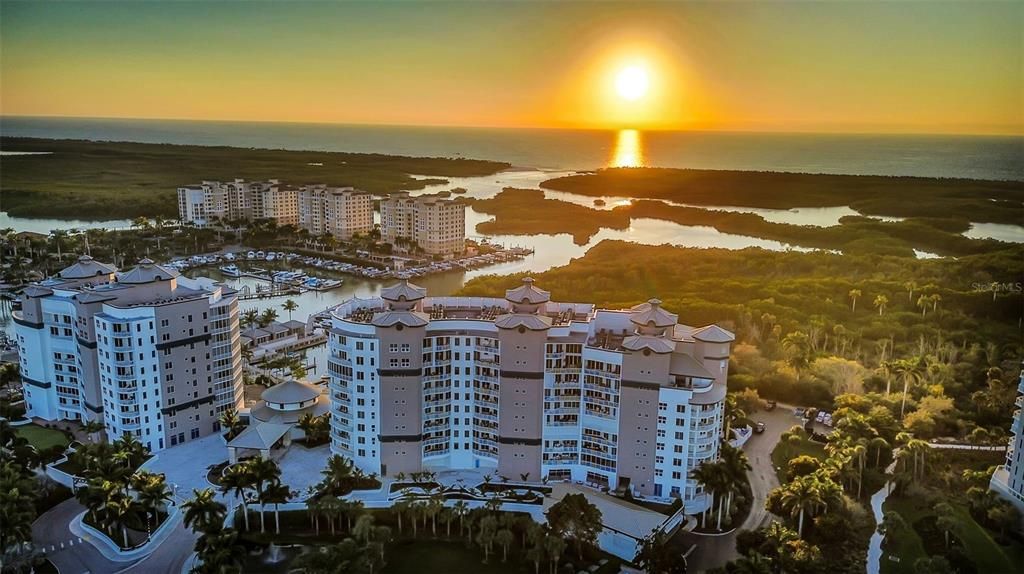 На продажу: $2,995,000 (3 спален, 3 ванн, 3514 Квадратных фут)