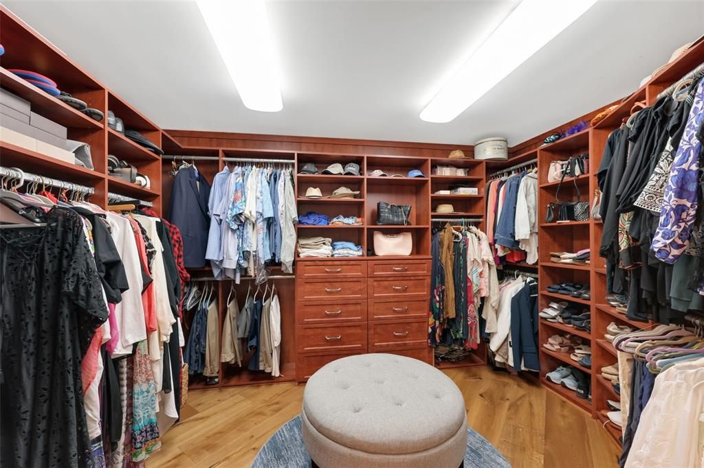 На продажу: $2,995,000 (3 спален, 3 ванн, 3514 Квадратных фут)