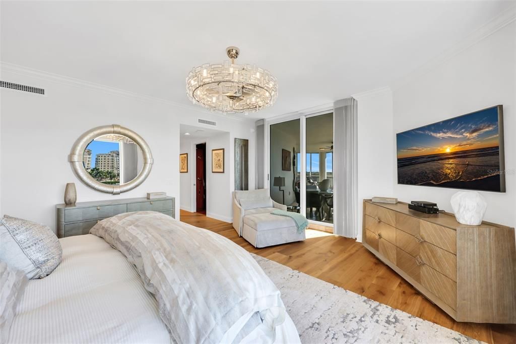 На продажу: $2,995,000 (3 спален, 3 ванн, 3514 Квадратных фут)