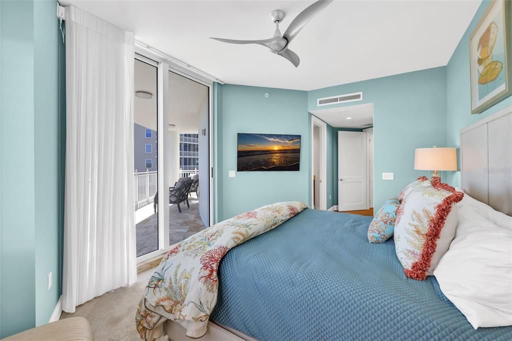 На продажу: $2,995,000 (3 спален, 3 ванн, 3514 Квадратных фут)