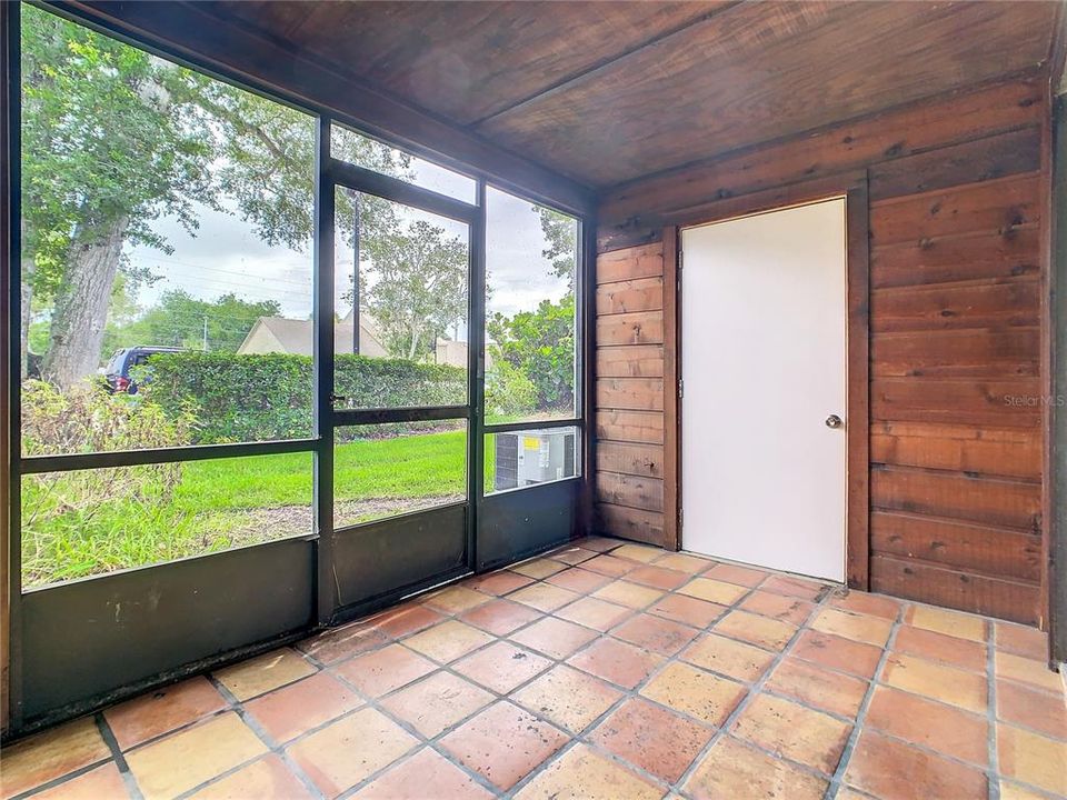En Venta: $200,000 (2 camas, 2 baños, 1008 Pies cuadrados)
