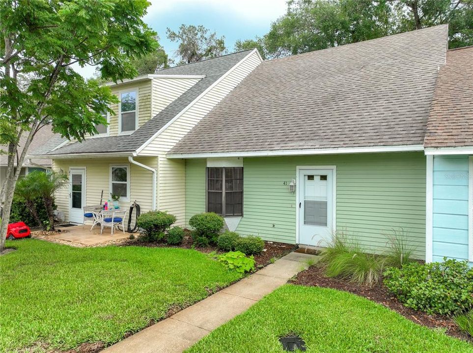 En Venta: $200,000 (2 camas, 2 baños, 1008 Pies cuadrados)