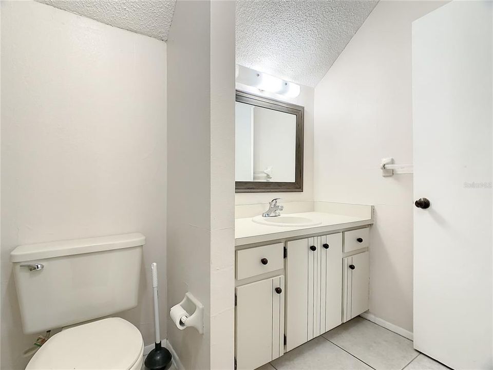 En Venta: $200,000 (2 camas, 2 baños, 1008 Pies cuadrados)