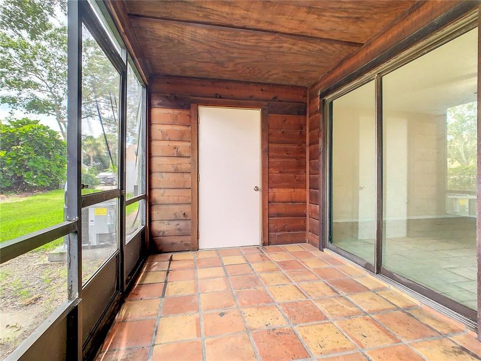 En Venta: $200,000 (2 camas, 2 baños, 1008 Pies cuadrados)
