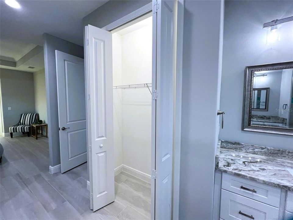 Под контрактом: $499,900 (3 спален, 2 ванн, 1662 Квадратных фут)