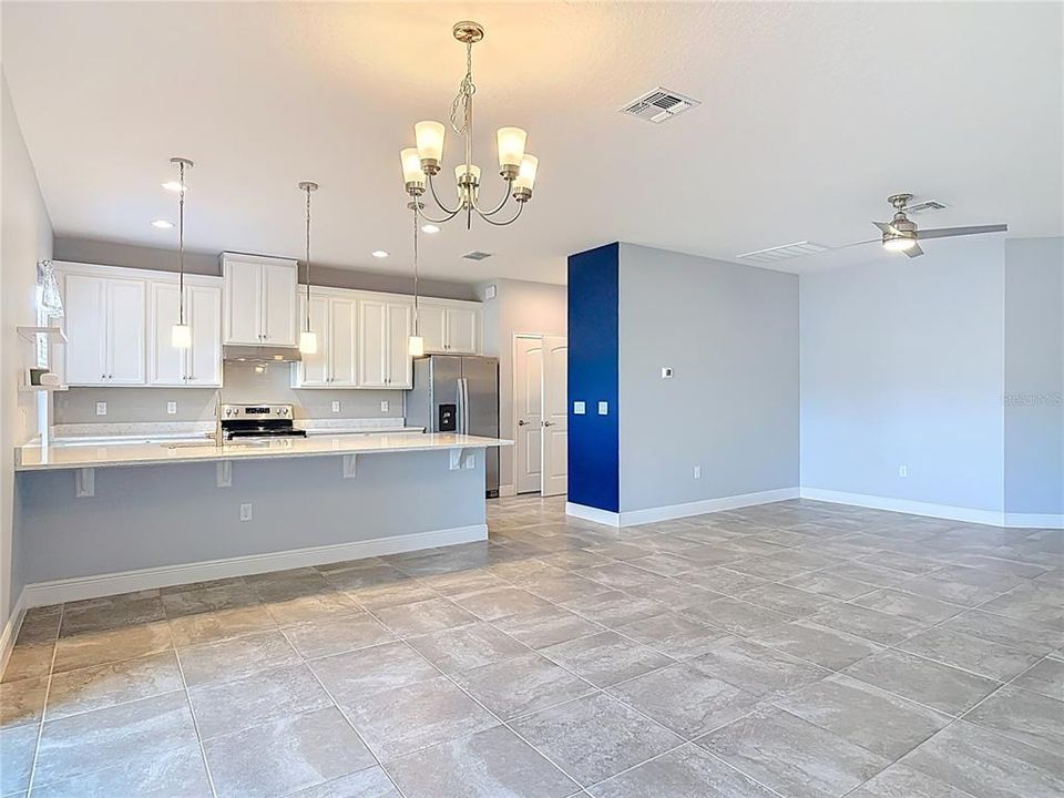 En Venta: $398,900 (3 camas, 2 baños, 1626 Pies cuadrados)