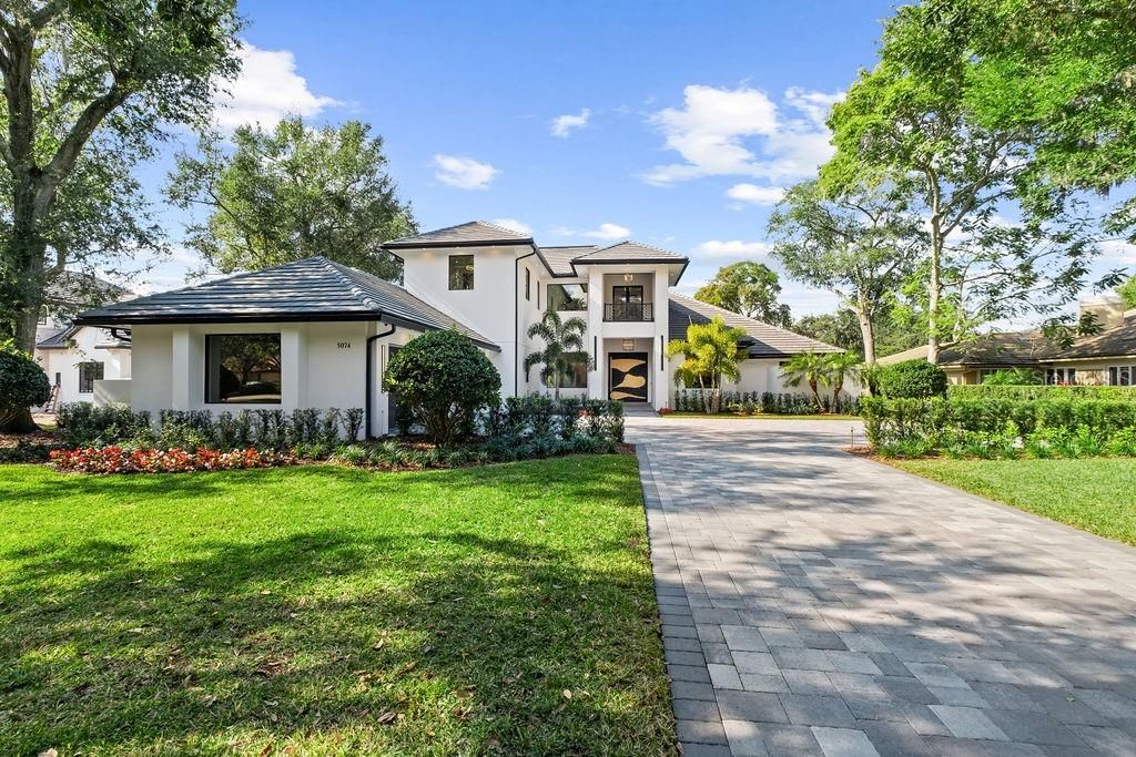 For Sale: $7,250,000 (5 beds, 6 baths, 7099 Square Feet)