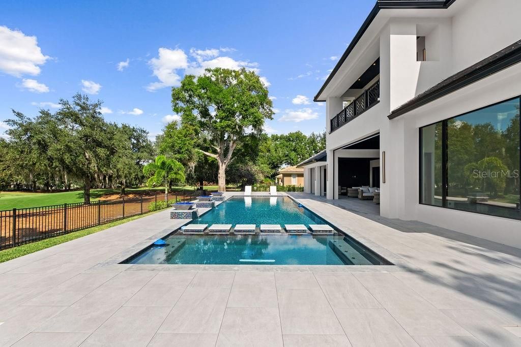For Sale: $7,250,000 (5 beds, 6 baths, 7099 Square Feet)