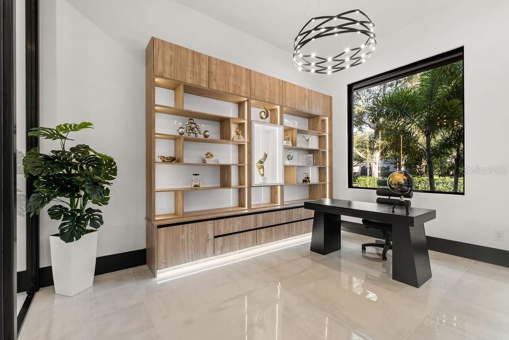 For Sale: $7,250,000 (5 beds, 6 baths, 7099 Square Feet)