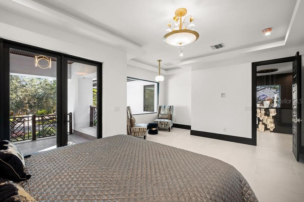 For Sale: $7,250,000 (5 beds, 6 baths, 7099 Square Feet)