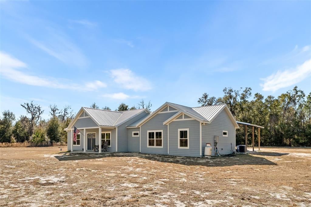 For Sale: $610,000 (4 beds, 2 baths, 2156 Square Feet)