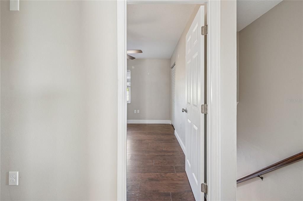 Activo con contrato: $599,900 (4 camas, 3 baños, 2430 Pies cuadrados)