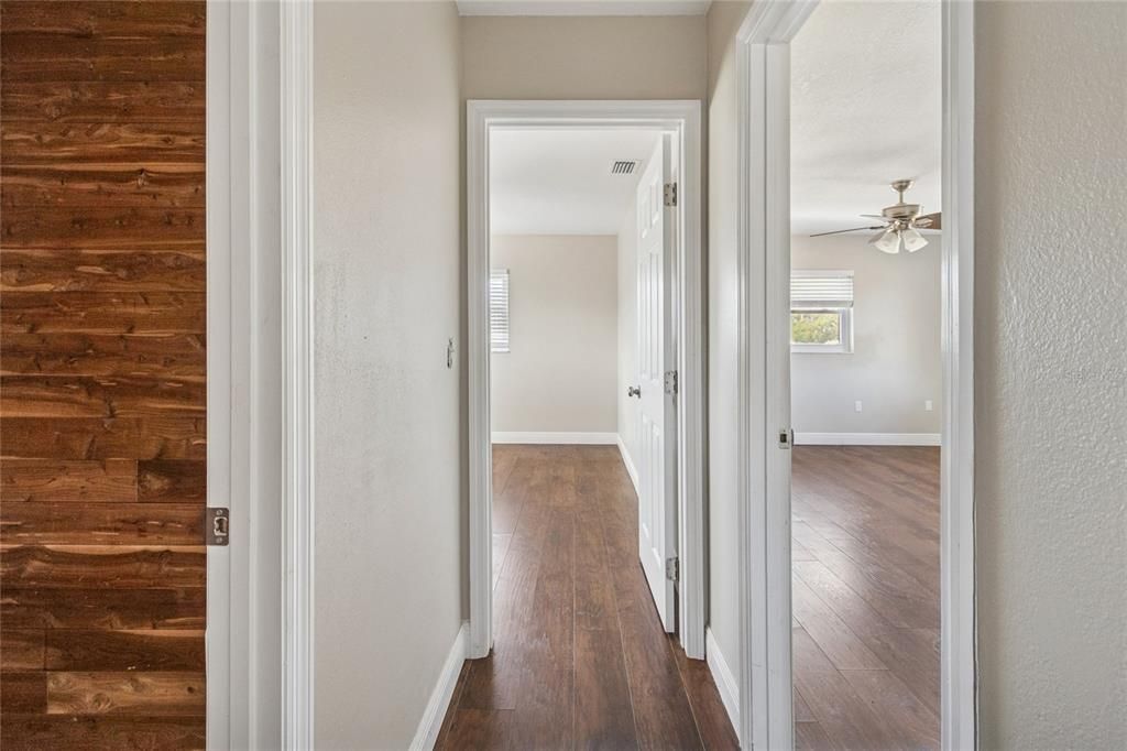 Activo con contrato: $599,900 (4 camas, 3 baños, 2430 Pies cuadrados)