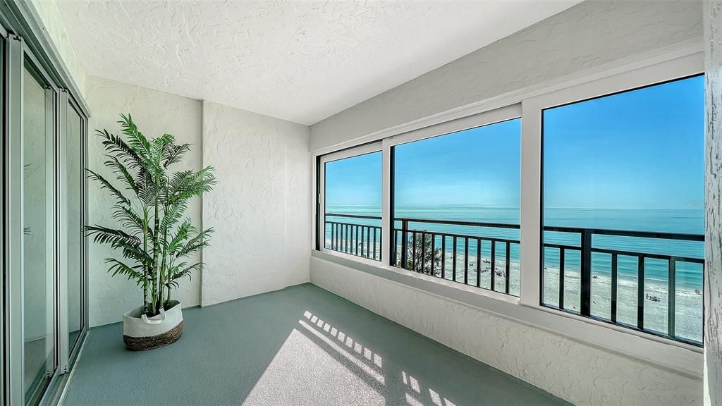For Sale: $1,195,000 (2 beds, 2 baths, 1282 Square Feet)