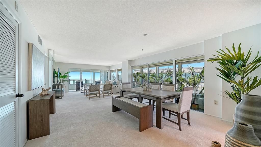 For Sale: $1,195,000 (2 beds, 2 baths, 1282 Square Feet)