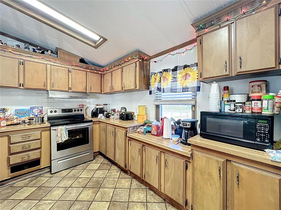 На продажу: $165,000 (3 спален, 2 ванн, 1680 Квадратных фут)