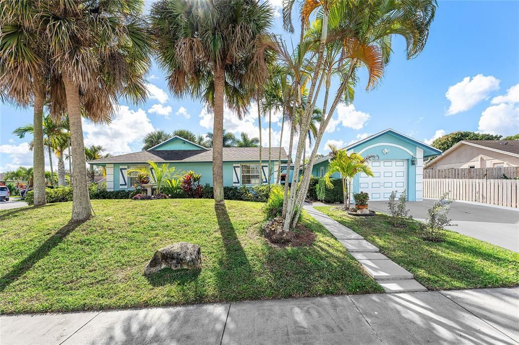 Activo con contrato: $540,000 (3 camas, 3 baños, 1588 Pies cuadrados)