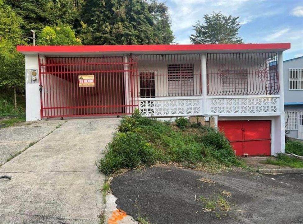 Recently Sold: $105,000 (3 beds, 2 baths, 8700 Square Feet)