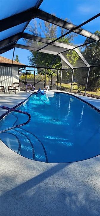 En Renta: $4,400 (3 camas, 2 baños, 2269 Pies cuadrados)