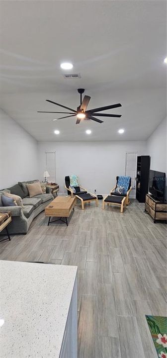 En Renta: $4,400 (3 camas, 2 baños, 2269 Pies cuadrados)