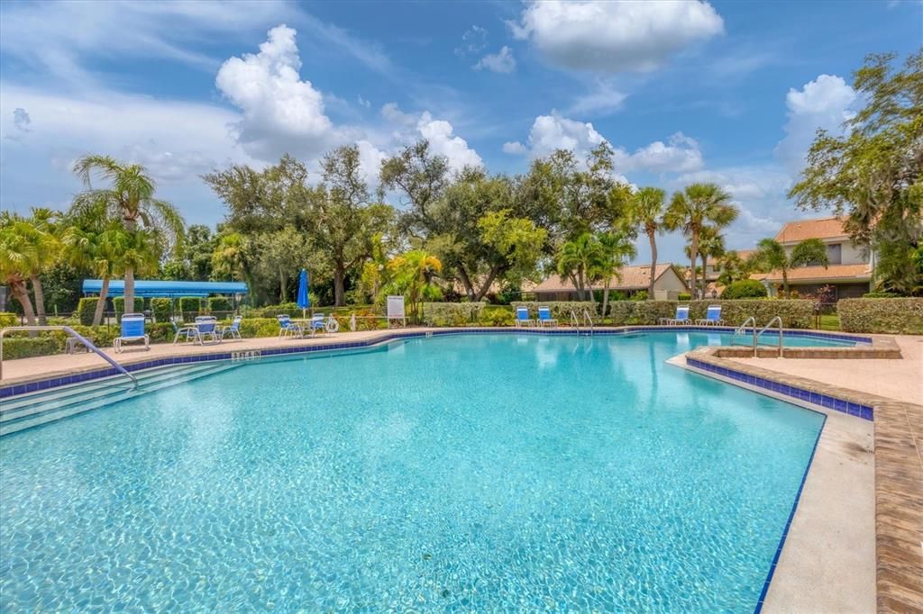 Activo con contrato: $649,900 (3 camas, 2 baños, 1741 Pies cuadrados)
