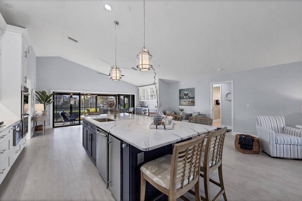 Activo con contrato: $649,900 (3 camas, 2 baños, 1741 Pies cuadrados)