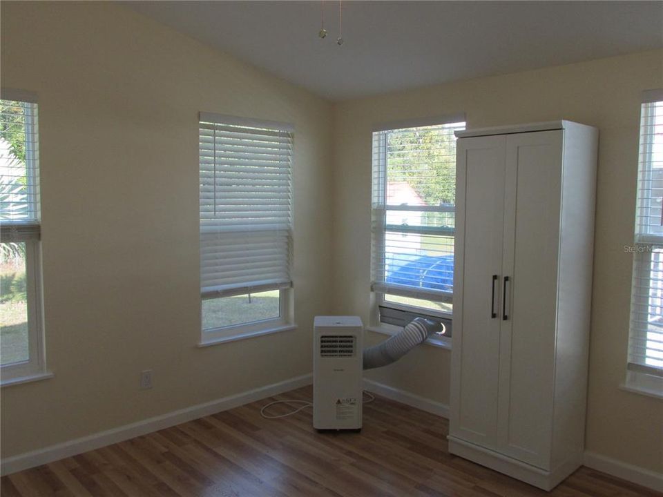 En Venta: $187,000 (2 camas, 2 baños, 1008 Pies cuadrados)
